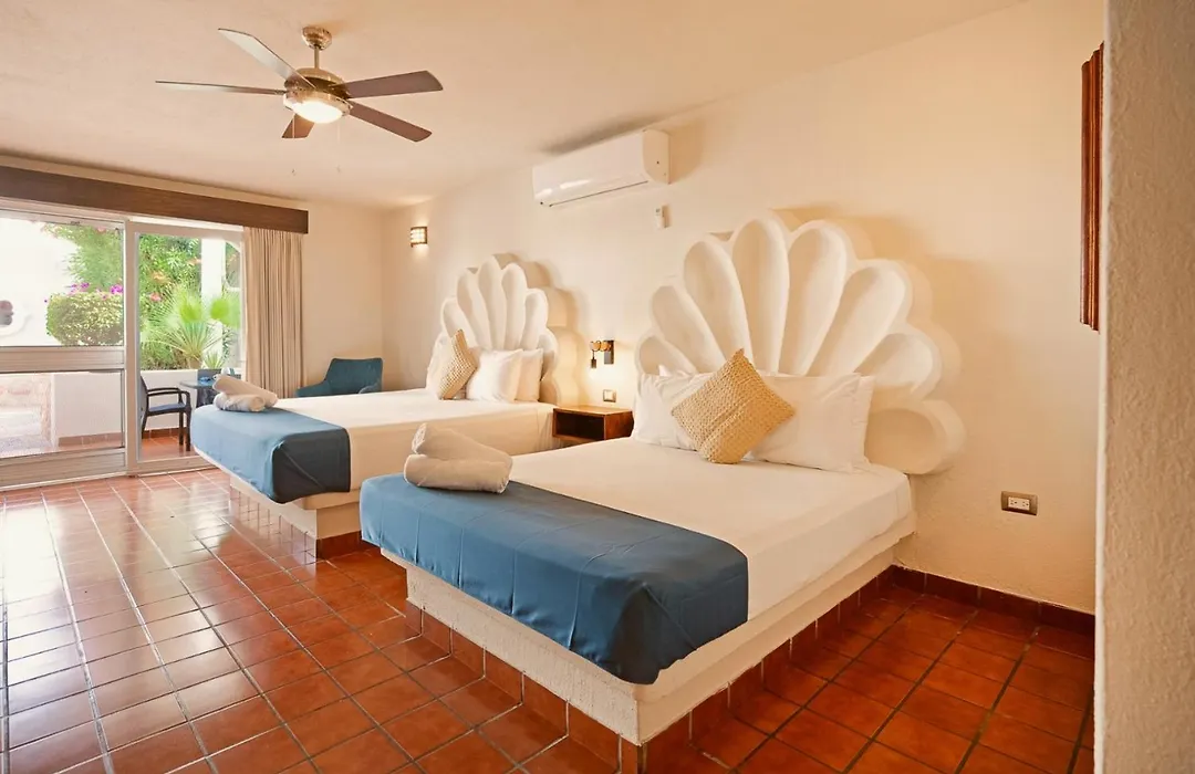 Hotel & Suites El Moro-1