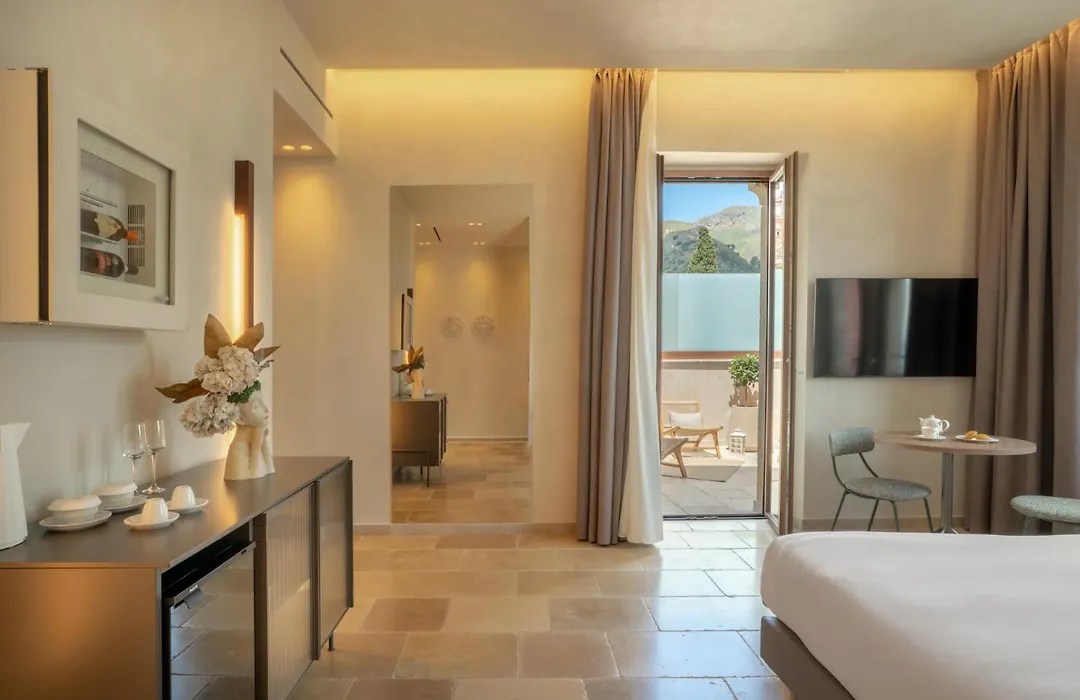 Villa Fiorita Boutique Hotel-1