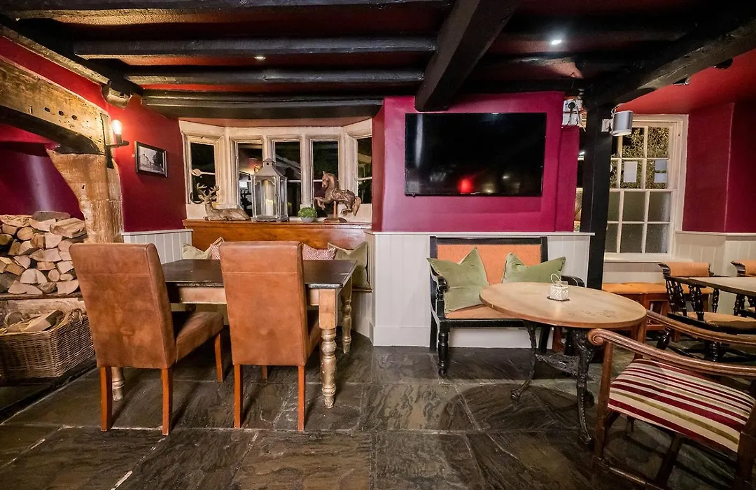 The Wychwood Inn-1
