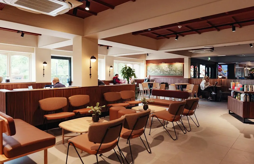 Village Hotel Warrington-1