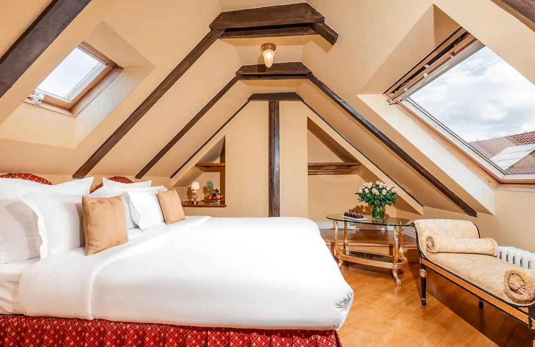 Alchymist Grand Hotel And Spa-1