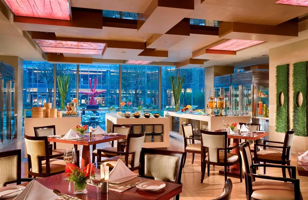 Sheraton Grand Shanghai Pudong Hotel & Residences-1