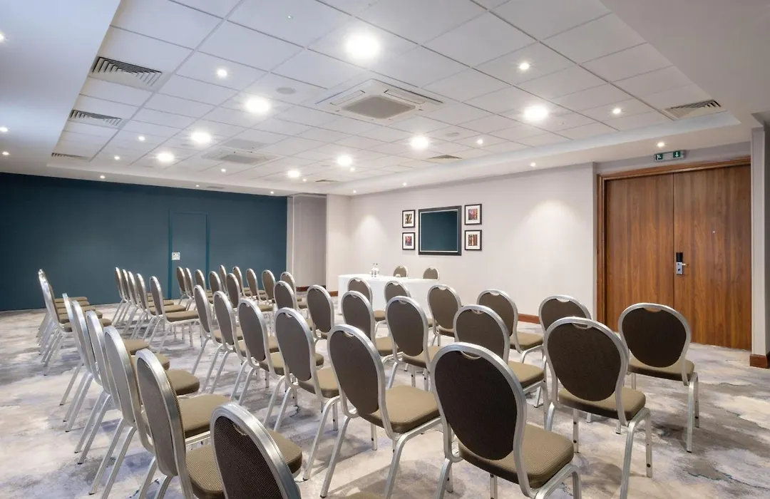 Holiday Inn Stevenage By Ihg-1