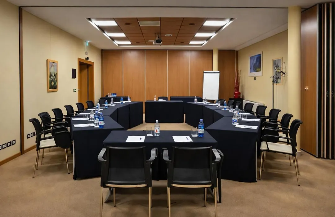 Lvg Hotel Collection - Bergamo West-1