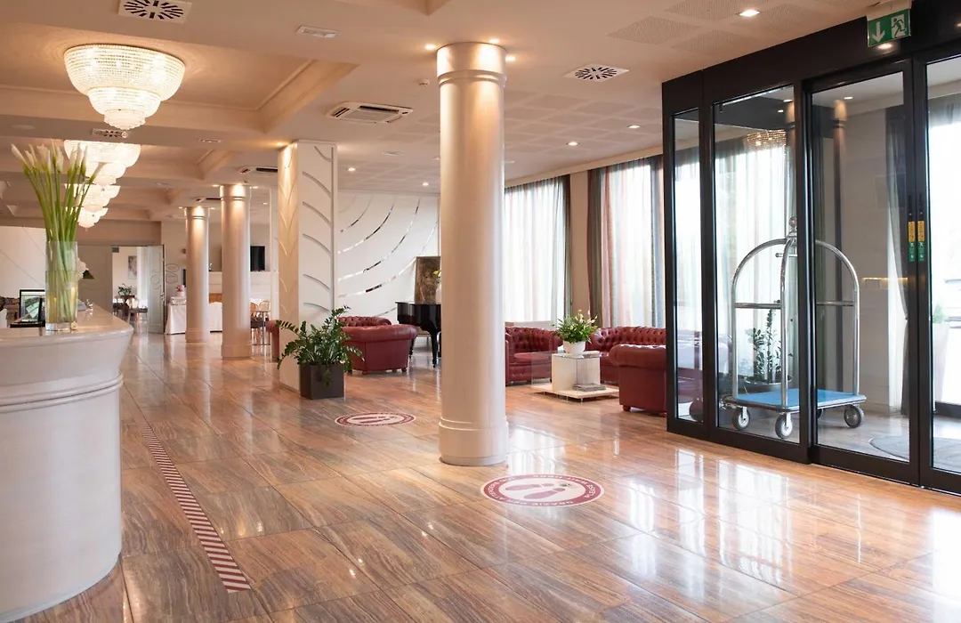Grand Hotel Forli-1