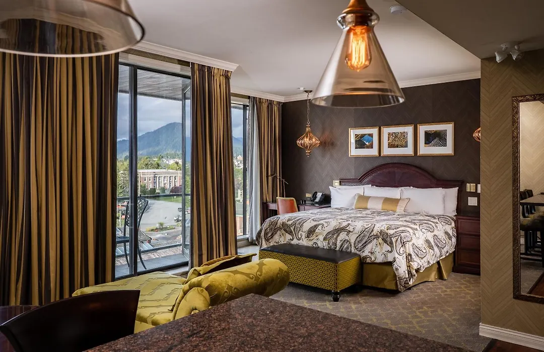 Crest Hotel-1