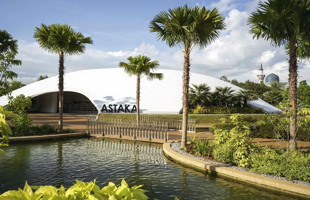 Movenpick Hotel & Convention Centre Klia-1