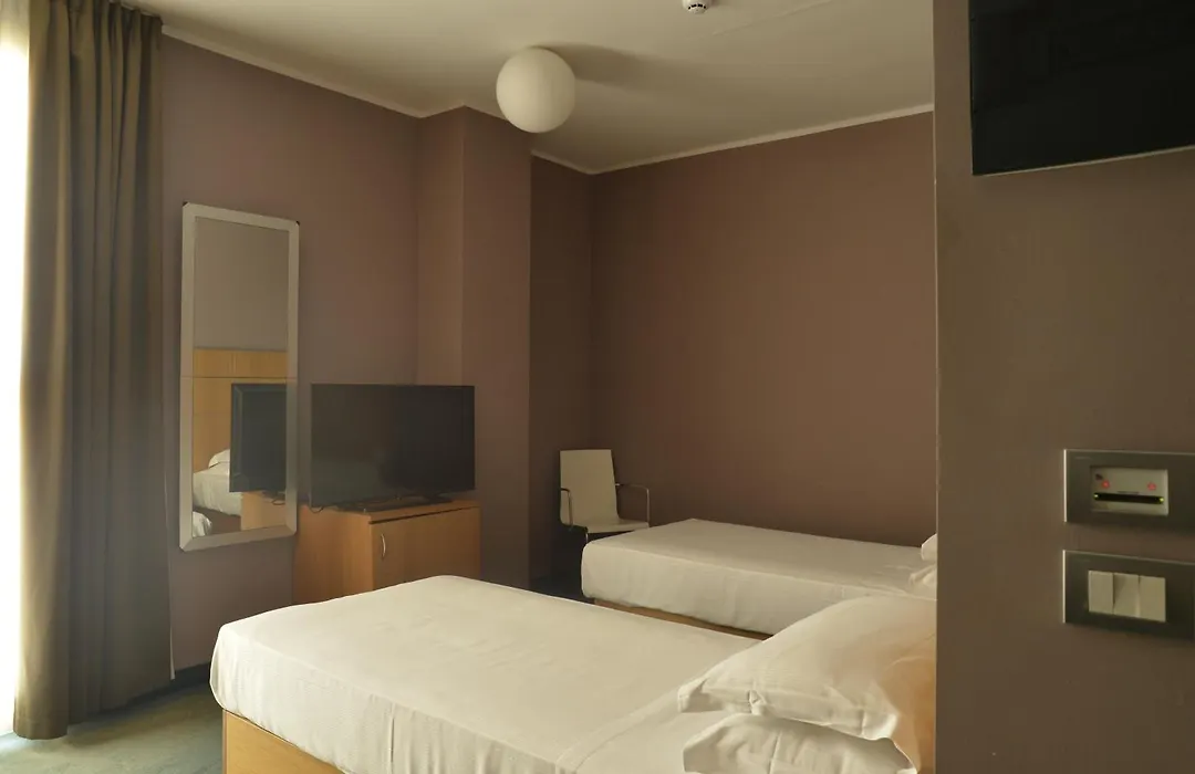 Hotel Delle Fiere-1