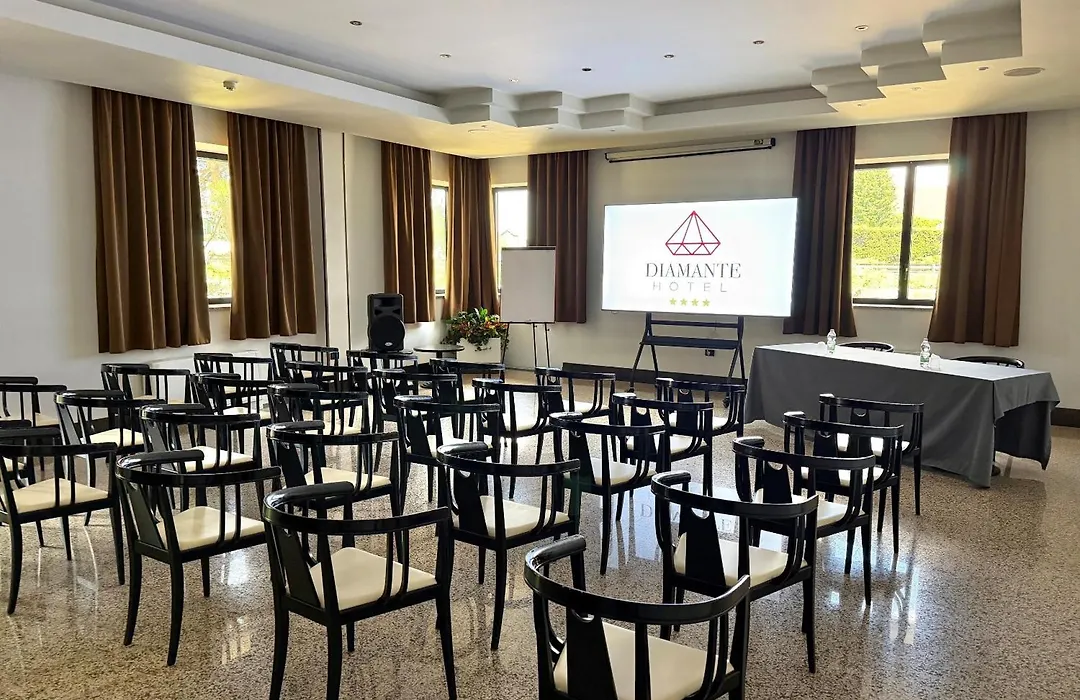 Hotel Diamante-1