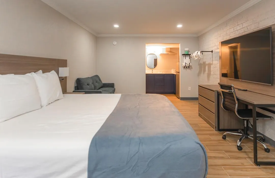 Economy Suites Springfield - Extended Stay-1