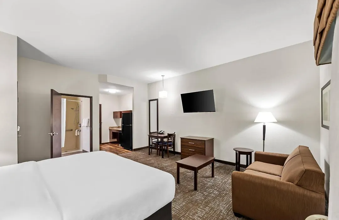 Mainstay Suites Lufkin-1