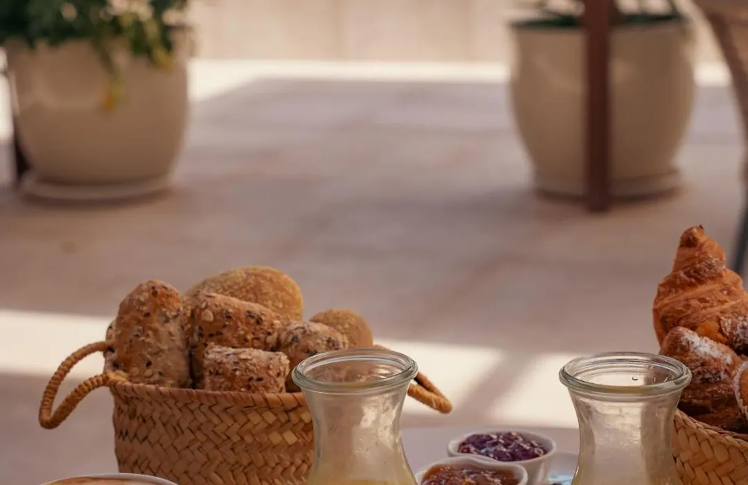 Ynaira Hotel & Spa-1