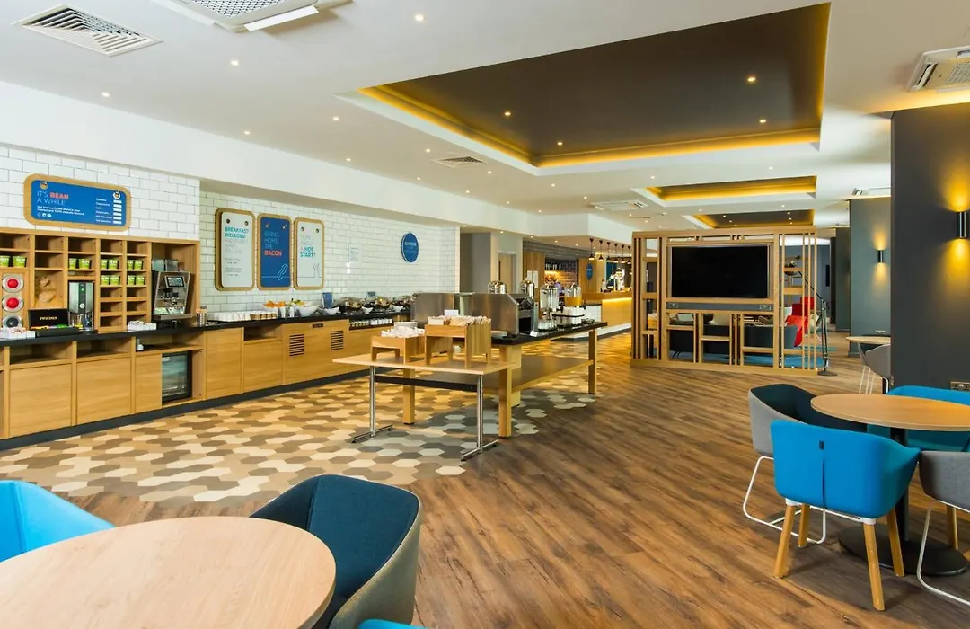 Holiday Inn Express - Bicester By Ihg-1
