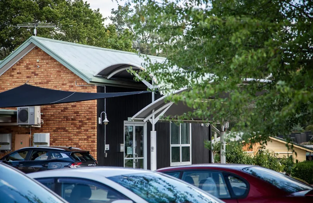 Tumbarumba Motel & Elms Restaurant-1