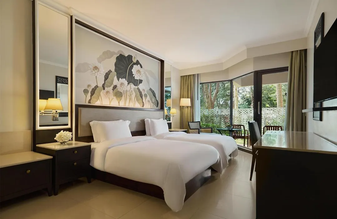 Dusit Thani Laguna Phuket-1