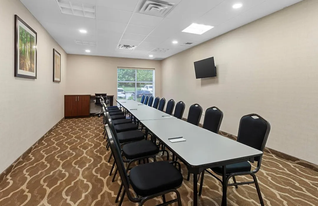 Comfort Inn & Suites-1