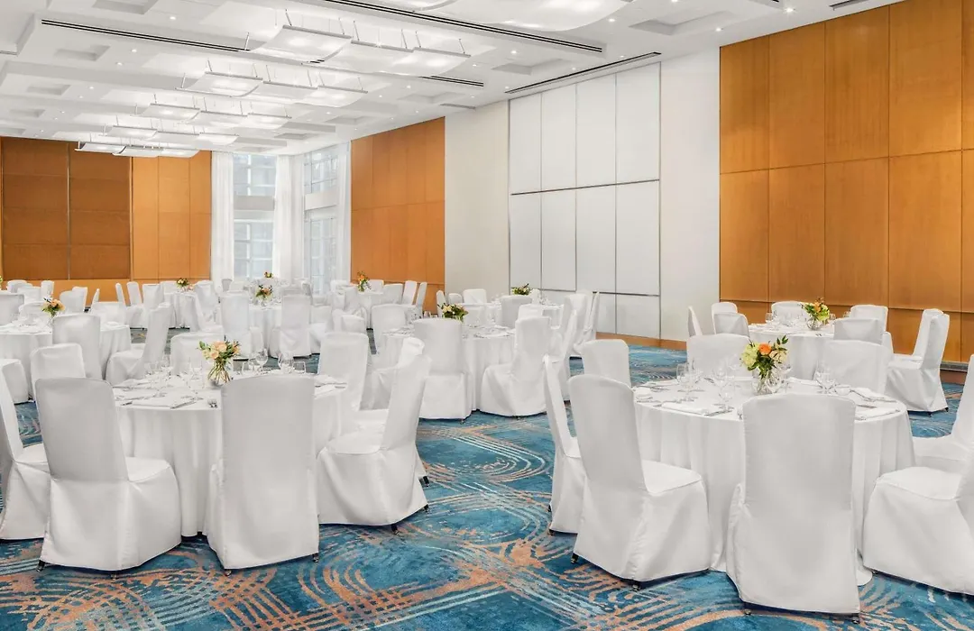 Sofitel Montreal Golden Mile-1