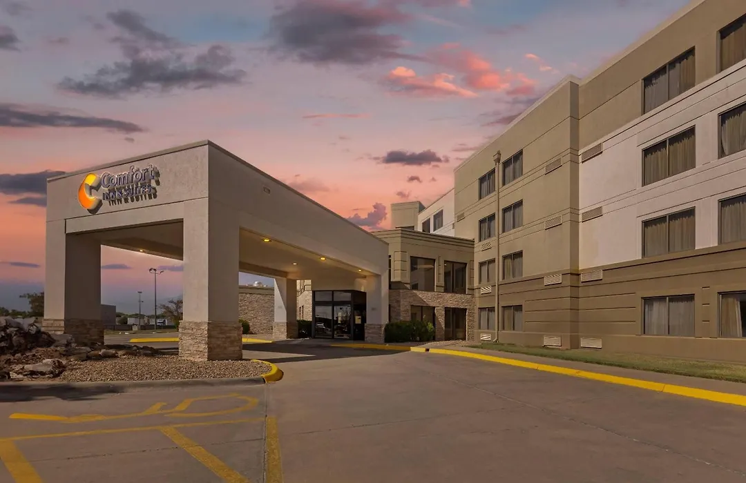 Comfort Inn & Suites Wichita Northeast-1