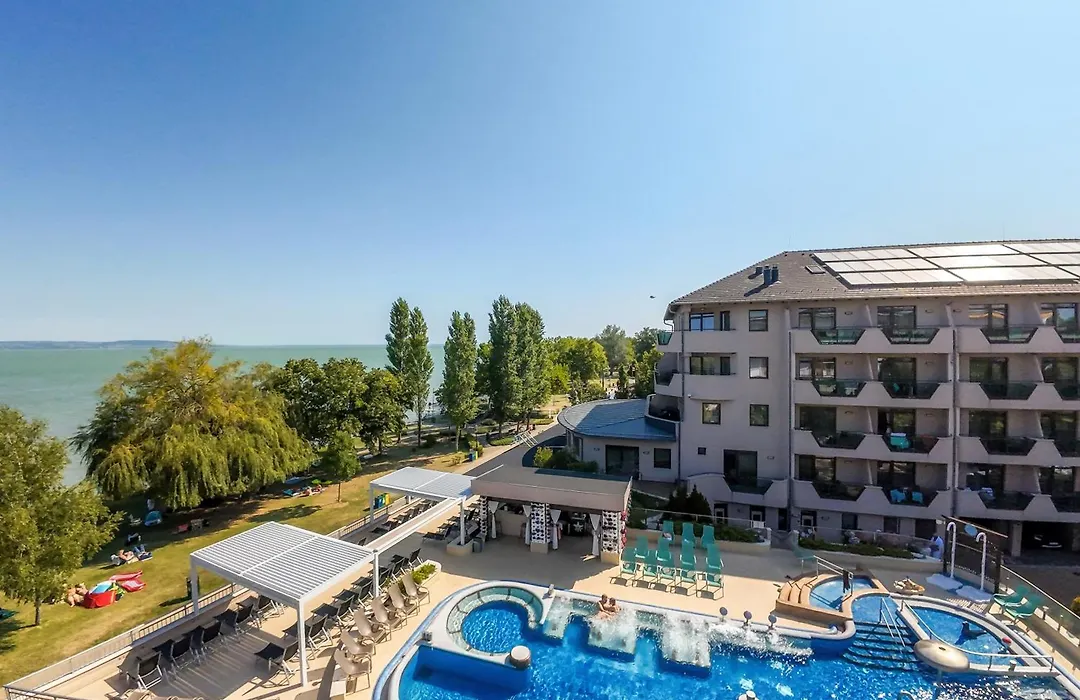 Hotel Wellamarin-1