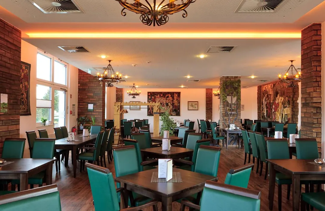Hasseroeder Burghotel-1