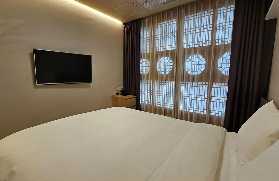 Grand City Hotel Changwon-1