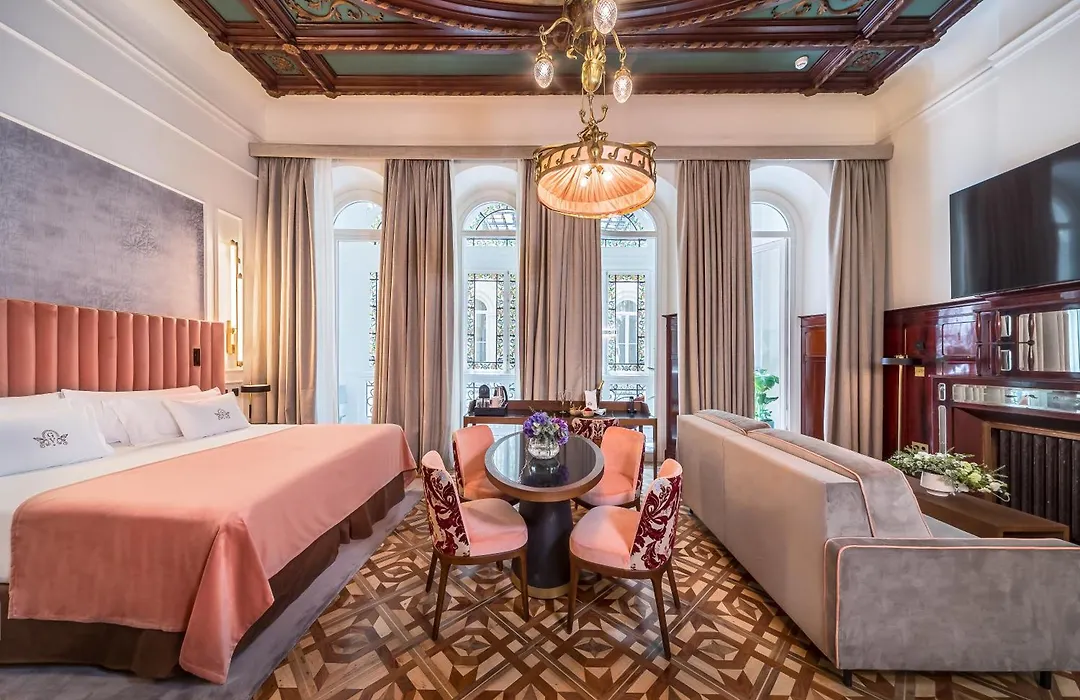 Palacio Gran Via, A Royal Hideaway Hotel-1