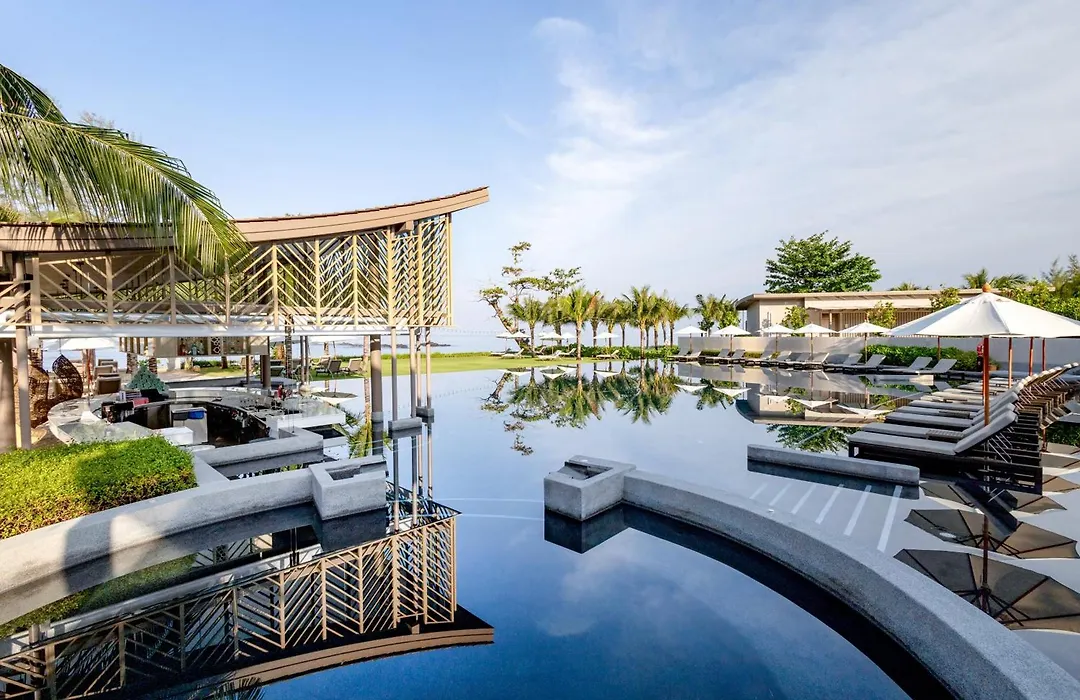 The Little Shore Khao Lak By Katathani-1