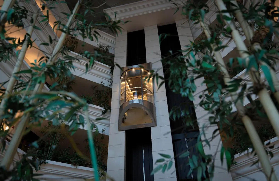Riviera Hotel-1