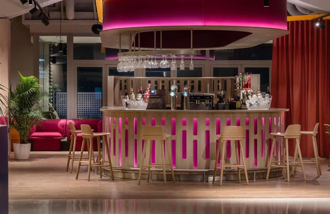 Ibis Styles Barcelona Sant Joan Despi-1