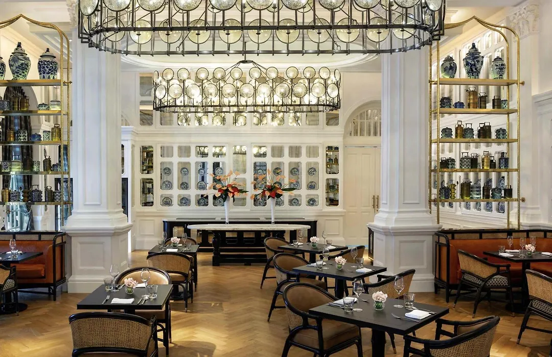 Raffles Singapore-1