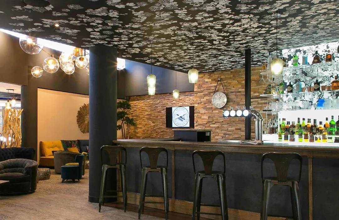 Mercure Bordeaux Aeroport-1