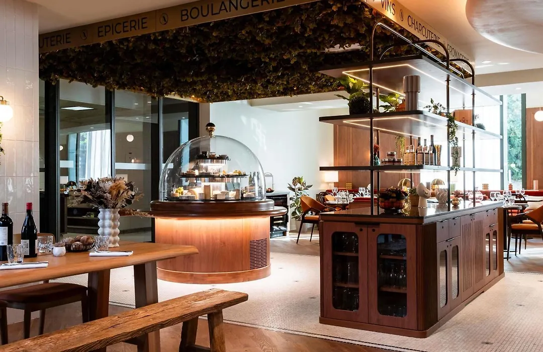 Mercure Villefranche en Beaujolais-1