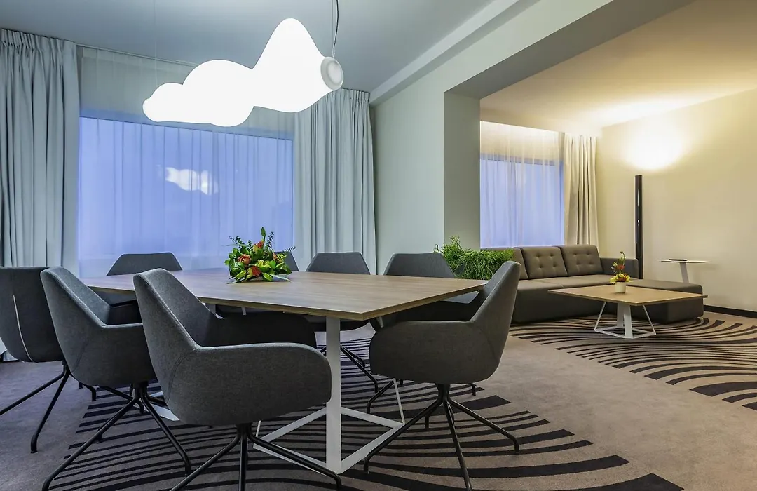 Novotel Wroclaw Centrum-1