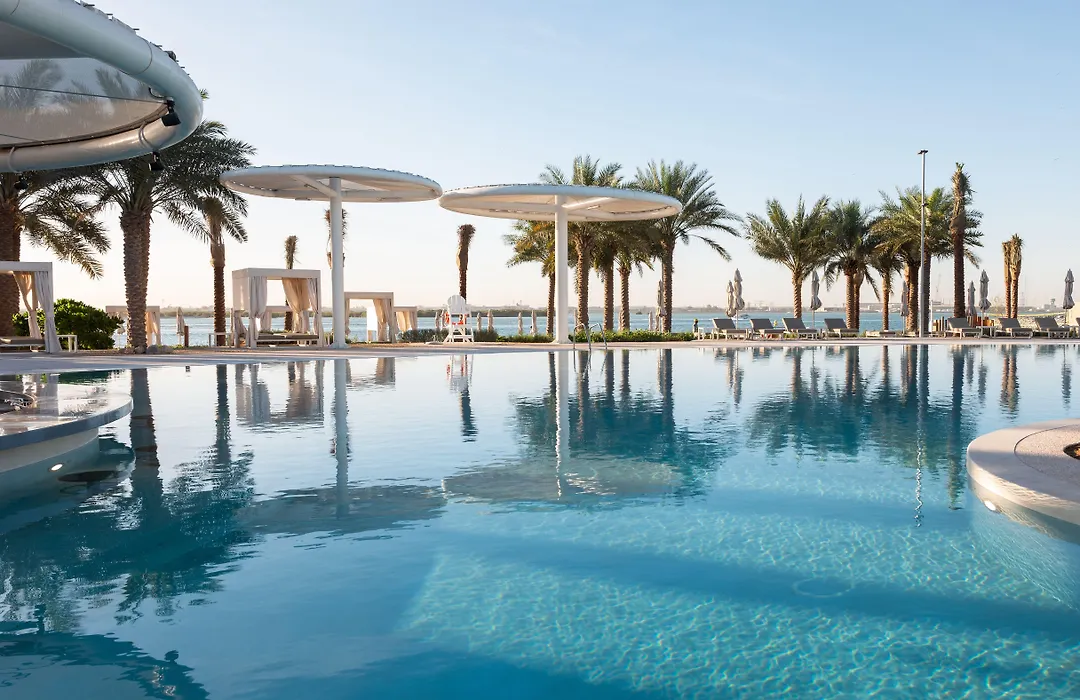 Erth Abu Dhabi Hotel-1
