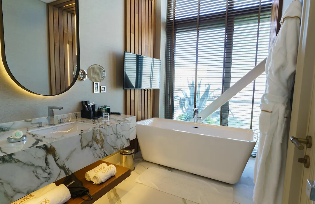 Cratos Premium Hotel Casino & Spa-1