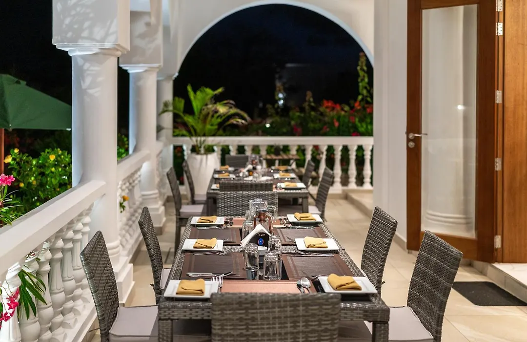 Villa Branca Diani Boutique Luxury & Personalized Service-1