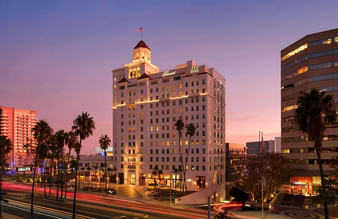 Fairmont Breakers Long Beach-1