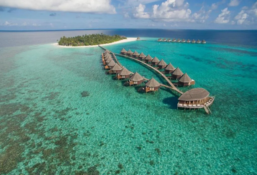 Angaga Island Resort And Spa-1