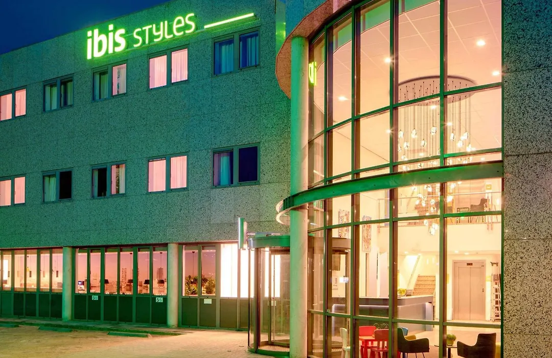Ibis Styles Almere-1
