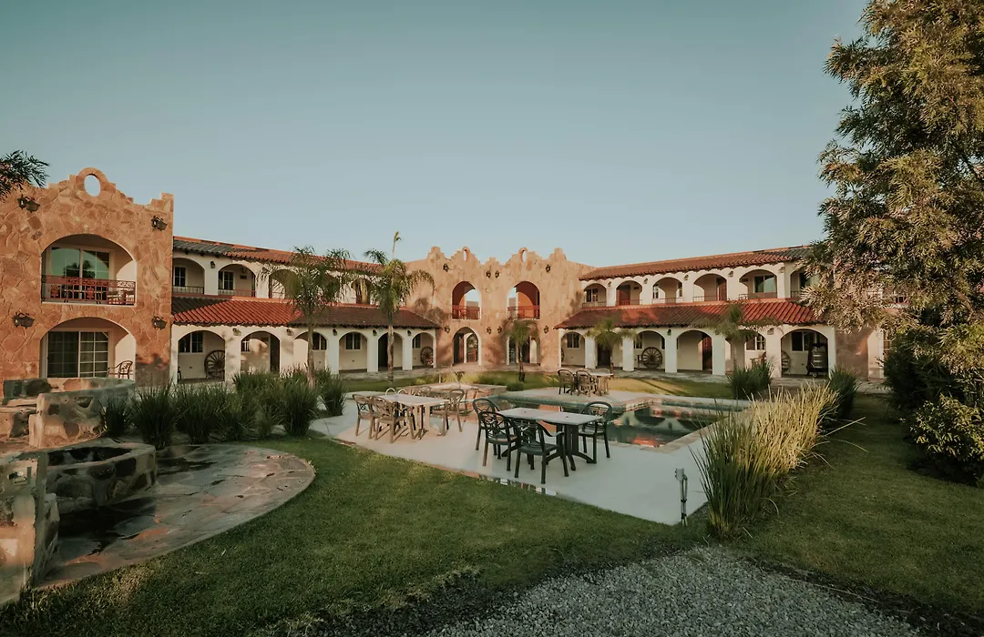 Hacienda Los Olivos, Valle De Guadalupe-1