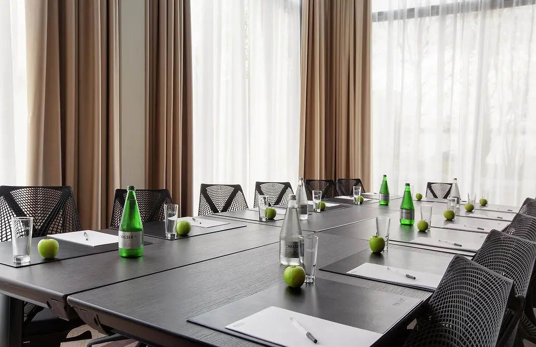 Hilton Garden Inn Zurich Limmattal-1