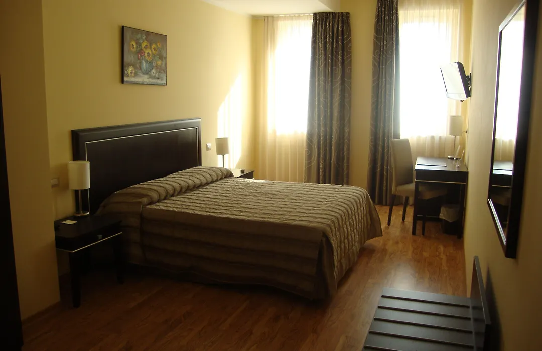Hotel Villa Cinzia-1