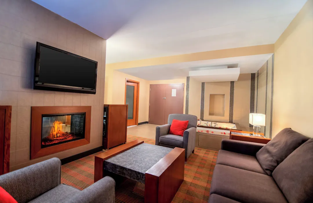 Four Points By Sheraton Winnipeg South-1