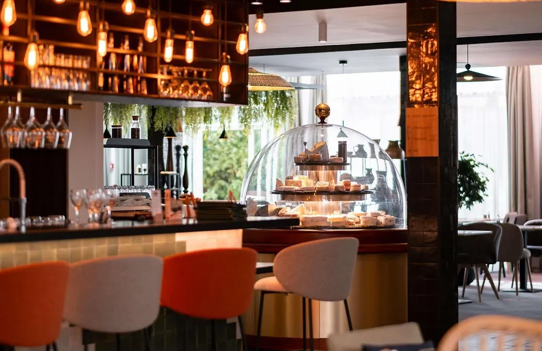Novotel Chartres-1