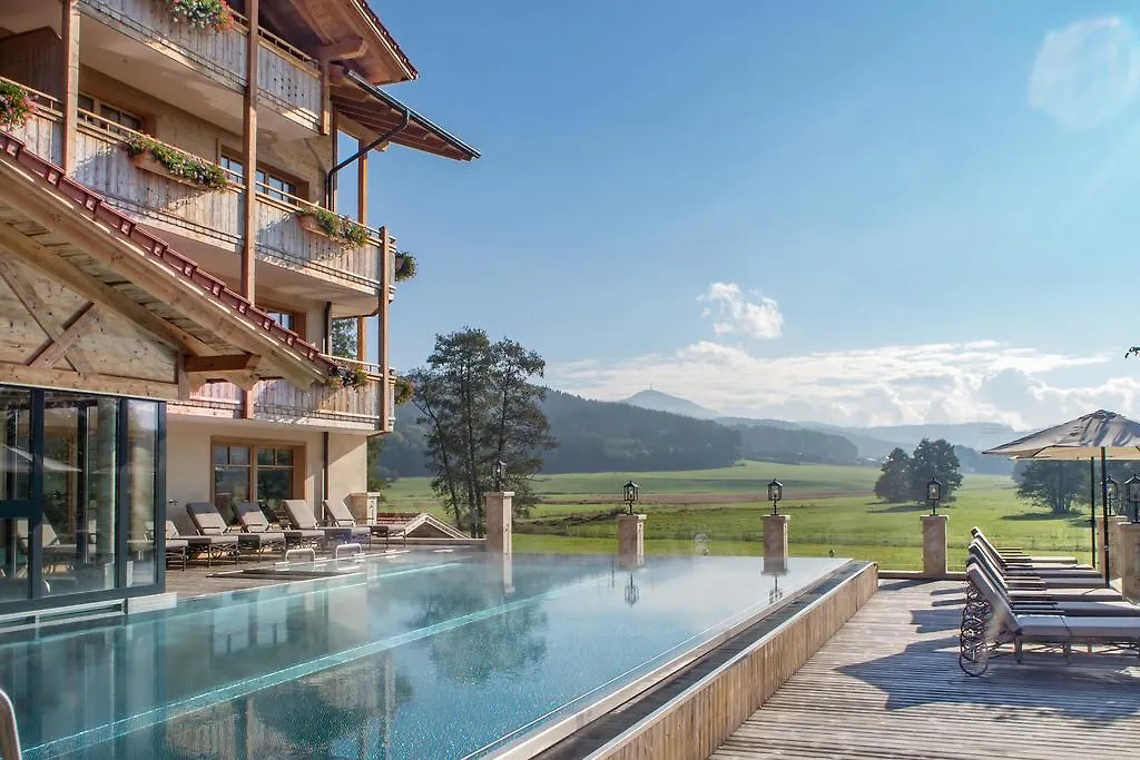 Natur- & Wellnesshotel Brunner Hof-1
