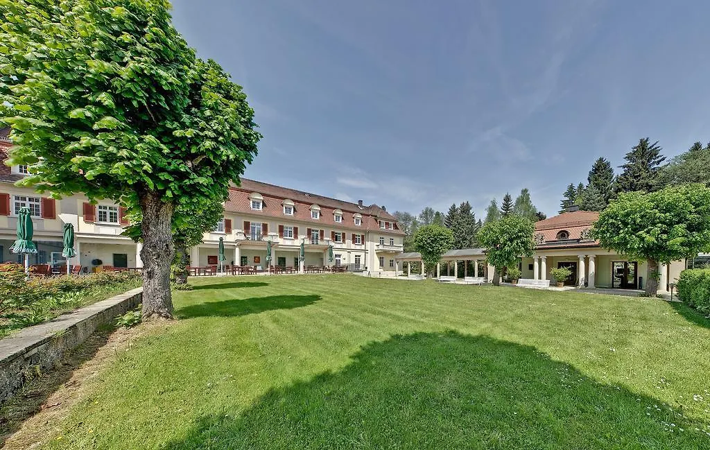 Sante Royale Hotel- & Gesundheitsresort Bad Brambach-1