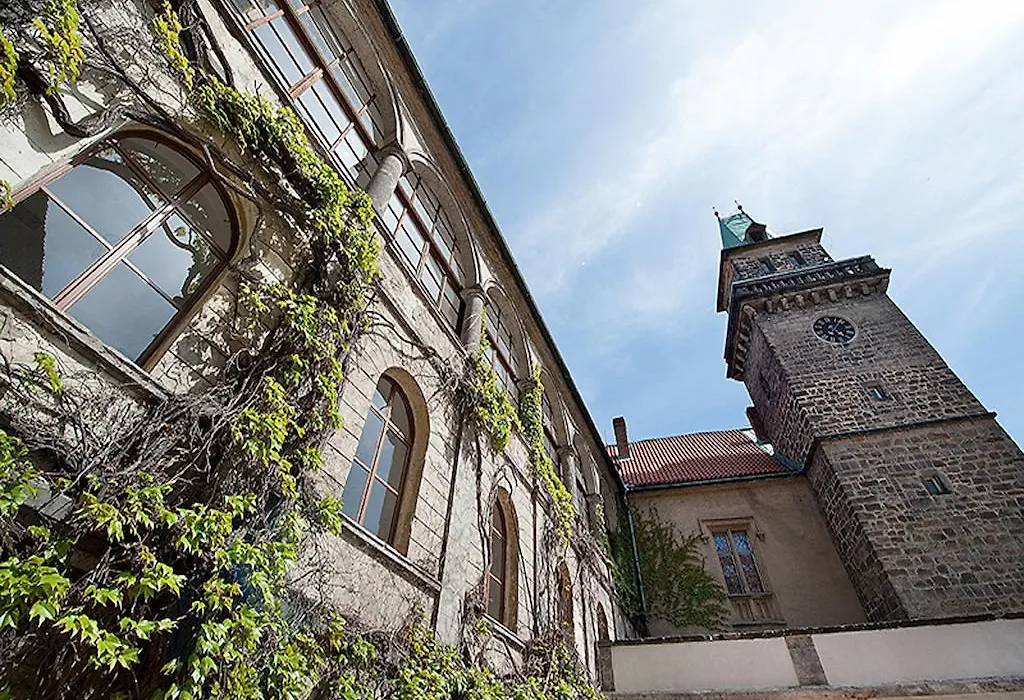 Ea Zamecky Hotel Hruba Skala-1