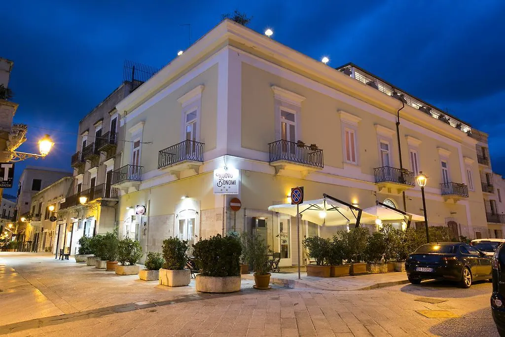 Palazzo Bonomi-1