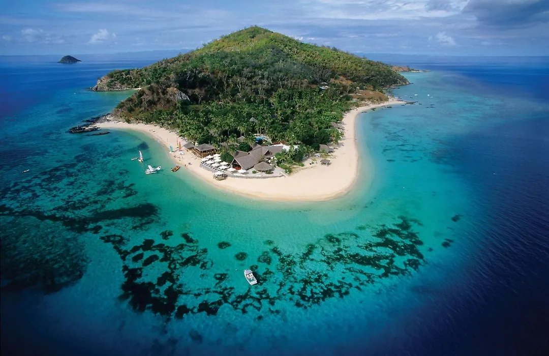 Castaway Island, Fiji-1