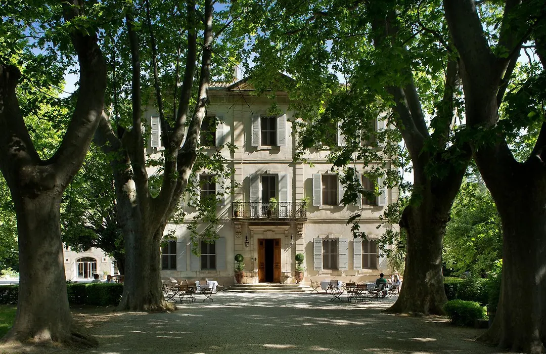 Hotel Chateau Des Alpilles-1